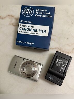 Canon PowerShot ELPH 180 Silver Digital Camera 20MP 8x Zoom - Bundle Tested